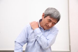 肩の痛み